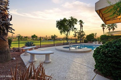 Stunning, move-in ready 3 bedroom + den, 2.5 bath home on a - photo 48