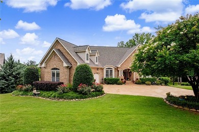 Experience ultimate golf course luxury in Tully Point at - photo 3