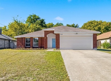 Lake Ray Hubbard Home For Sale in Rowlett Texas