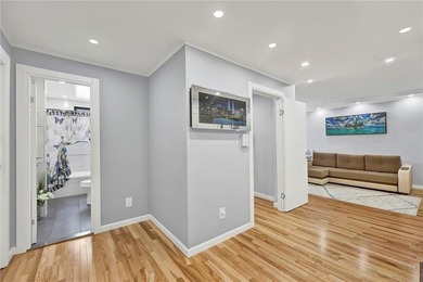 Presenting one of the finest one-bedroom cooperative residences - photo 10