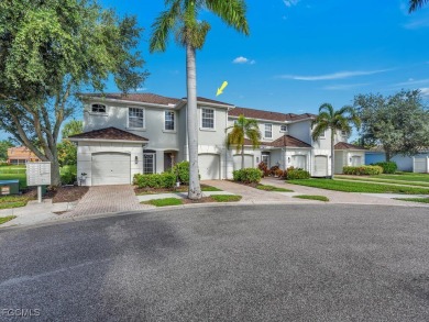 (private lake, pond, creek) Townhome/Townhouse For Sale in Lehigh Acres Florida