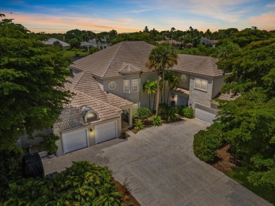 Lake Condo For Sale in Wellington, Florida