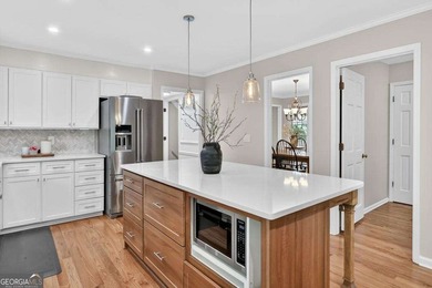 Additional listing photo 2