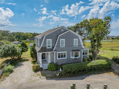 This beautiful 3 bed 2 1/2 bath sits on just over 1/2 acre - photo 1