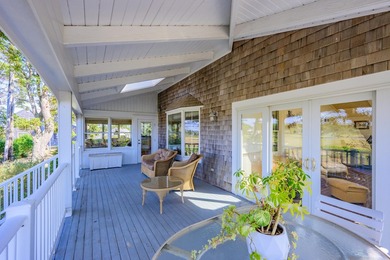 This beautiful 3 bed 2 1/2 bath sits on just over 1/2 acre - photo 6