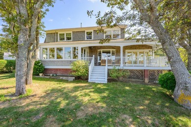 This beautiful 3 bed 2 1/2 bath sits on just over 1/2 acre - photo 7