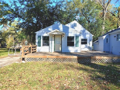 Island Lake Home For Sale in Island Lake Illinois