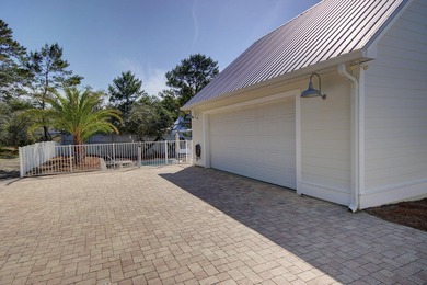 Welcome to TOES IN THE SAND ll, a breathtaking Southern, Coastal - photo 5