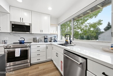 Move in and start living -- this fully remodeled townhome has - photo 6