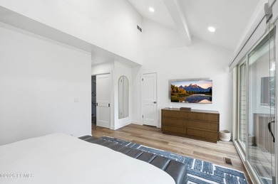 Move in and start living -- this fully remodeled townhome has - photo 10