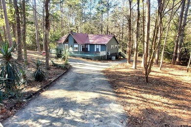 Holly Lake Ranch / Holly Lake Home For Sale in Holly Lake Ranch Texas