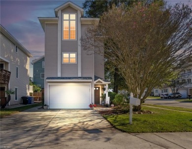 Lake Holly Home For Sale in Virginia Beach Virginia