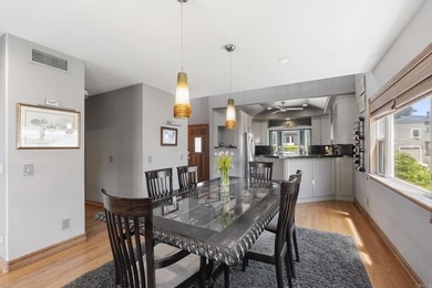 BIRD ROCK SUMMER RENTAL - House & Studio Cottage. Tucked away in - photo 10