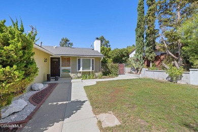 Tucked against the scenic foothills of the San Gabriel Mountains - photo 3
