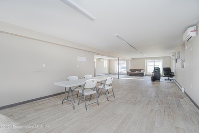 Welcome to 2981 Hylan Boulevard, a truly unique opportunity - photo 6