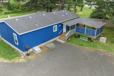 Coastal Oregon living at its best! Nestled just minutes from the - photo 7