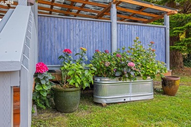 Coastal Oregon living at its best! Nestled just minutes from the - photo 9