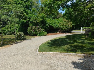 Waterfront contemporary luxury on a private lane in the coveted - photo 5