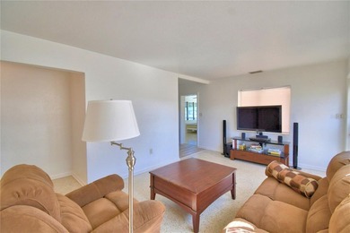 Lakefront home on Lake Reedy.  This 3 bedroom 1 bath concrete - photo 8