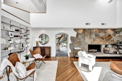 Waterfront contemporary luxury on a private lane in the coveted - photo 9