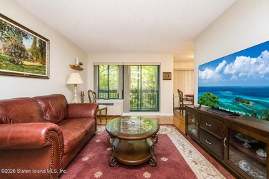 Welcome to 41 Wellington Court. This beautifully updated - photo 10