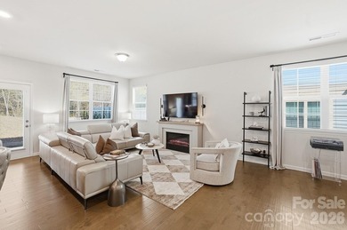 Welcome to this beautifully maintained two-story end-unit - photo 12