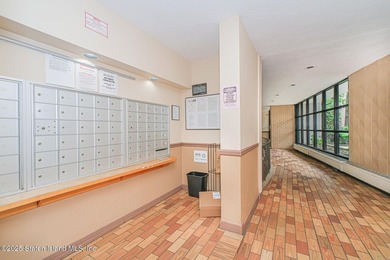 Stunning fully renovated 2-bedroom, 1-bath condo in the highly - photo 3
