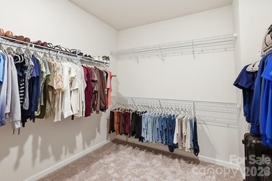 Welcome to this beautifully maintained two-story end-unit - photo 25
