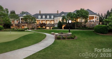Perfectly positioned on a large, private, beautifully landscaped - photo 4