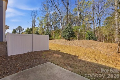 Welcome to this beautifully maintained two-story end-unit - photo 36