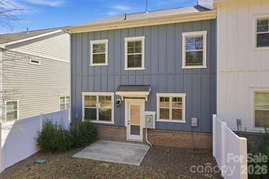 Welcome to this beautifully maintained two-story end-unit - photo 39