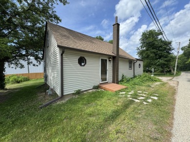 Lake Home For Sale in Antioch, Illinois