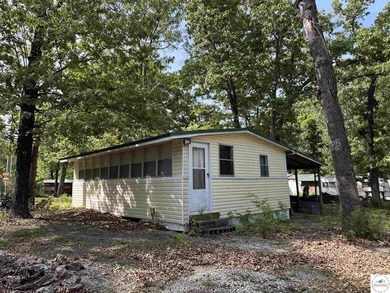 This is the perfect weekend retreat you have been waiting for! - photo 1