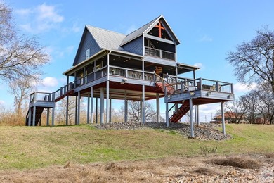 Caddo River Home For Sale in Glenwood Arkansas