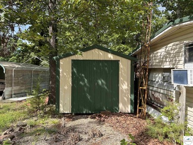 This is the perfect weekend retreat you have been waiting for! - photo 6