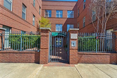 Mississippi River Condo For Sale in Memphis Tennessee