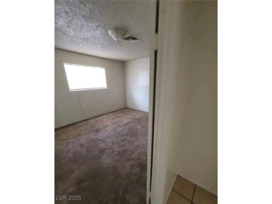 BRAND NEW ROOF!, NEW CARPET, NEWLY REMODELED CABINETS/VANITIES &