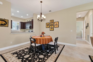 Meticulously maintained 2BR/2BA/2CG villa ideally located close - photo 16