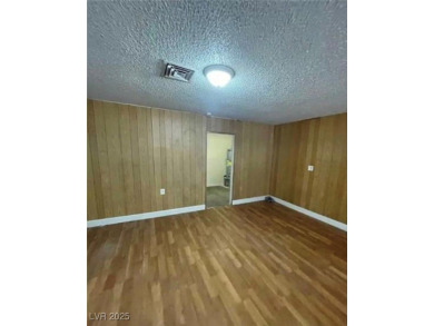 BRAND NEW ROOF!, NEW CARPET, NEWLY REMODELED CABINETS/VANITIES &