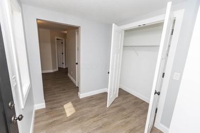 Welcome to 828 Terrace View Drive in Apple Valley. This - photo 20