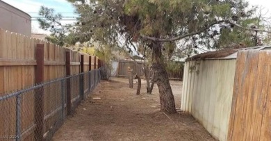 BRAND NEW ROOF!, NEW CARPET, NEWLY REMODELED CABINETS/VANITIES &