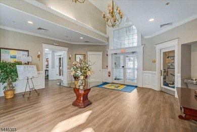 Experience refined, hassle-free living in The Royal Club at - photo 31