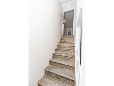 Welcome to 828 Terrace View Drive in Apple Valley. This - photo 33