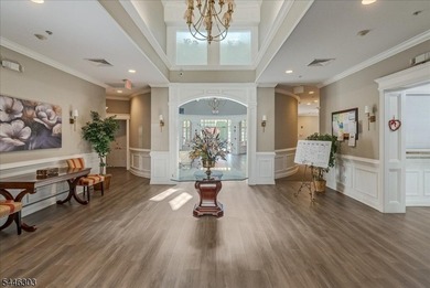 Experience refined, hassle-free living in The Royal Club at - photo 33