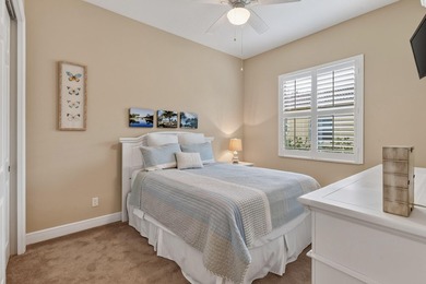 Meticulously maintained 2BR/2BA/2CG villa ideally located close - photo 39