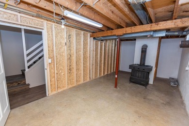 Welcome to 828 Terrace View Drive in Apple Valley. This - photo 42