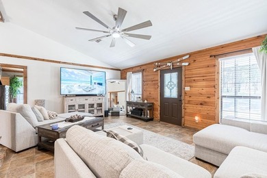 Peaceful country living on 5 beautiful acres in a private - photo 4