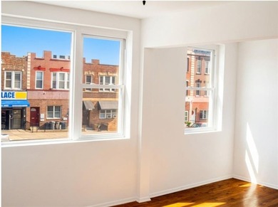 Wonderful Windsor Terrace opportunity! Fully detached two-family - photo 5