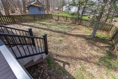 Welcome to 828 Terrace View Drive in Apple Valley. This - photo 49