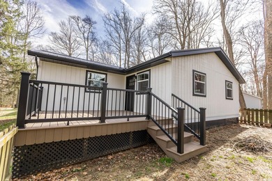 Welcome to 828 Terrace View Drive in Apple Valley. This - photo 53